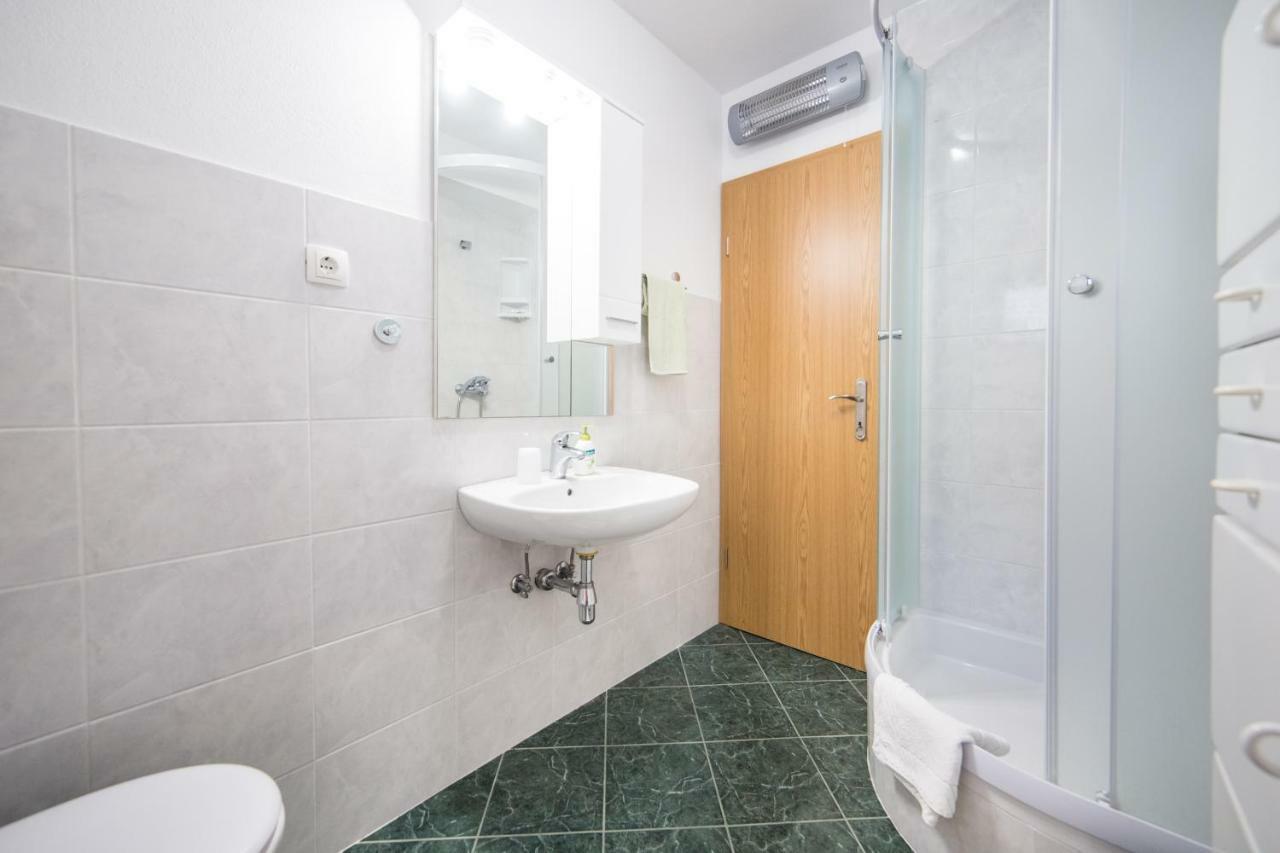 Ana Apartments Blace Ngoại thất bức ảnh