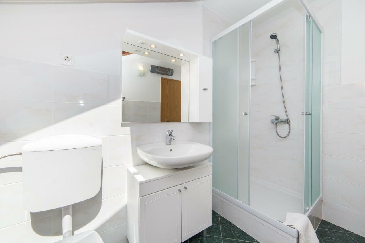 Ana Apartments Blace Ngoại thất bức ảnh